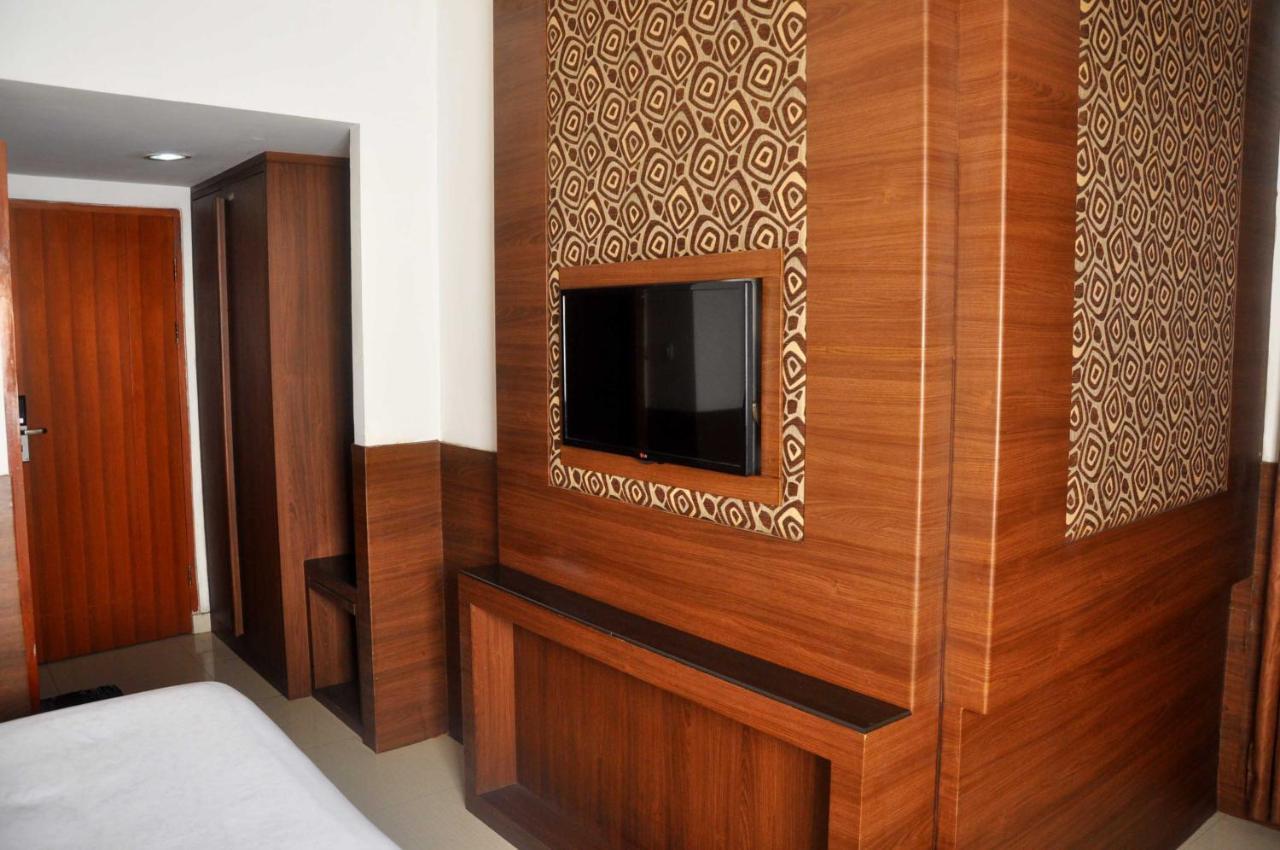 Ams Penthouse 2* Jakarta